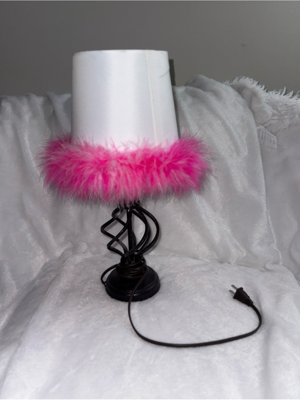 Pink Feather Trim Lampshade